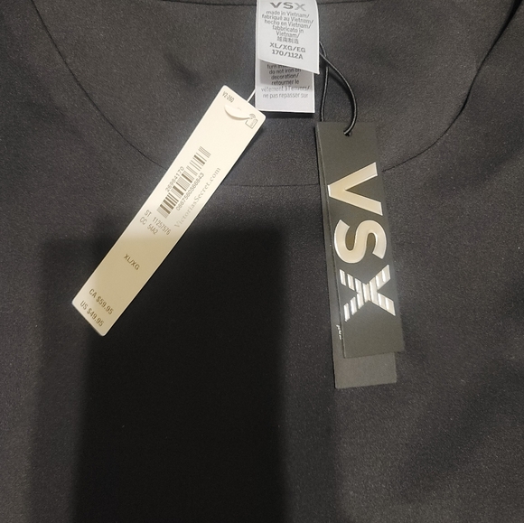 NWT Victoria Secret Black Long Sleeve compression type Top,size Xl w/ thumbholes - Picture 8 of 9